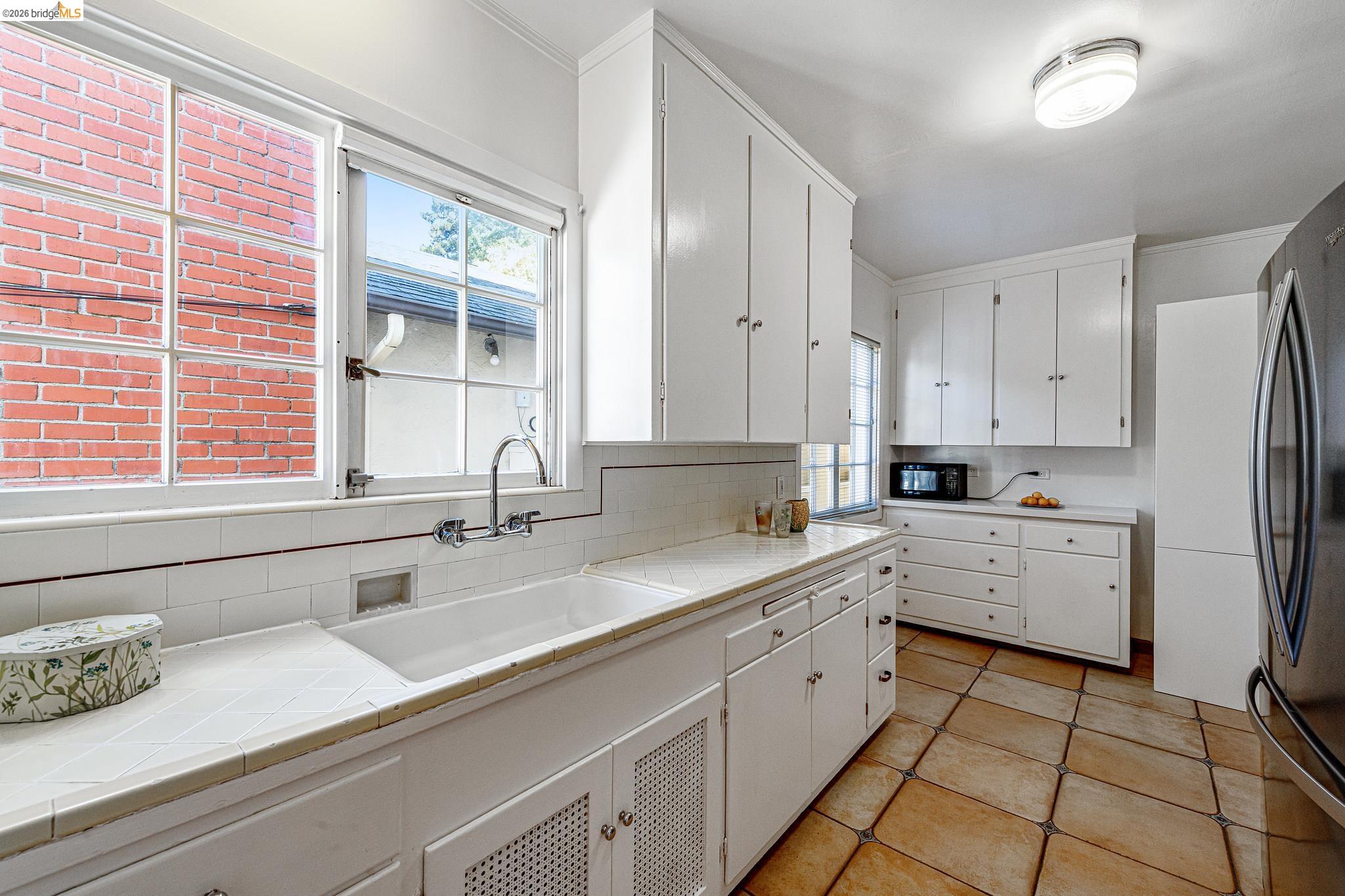 1739 Spruce Street Berkeley, CA 94709 - Photo 33 of 50