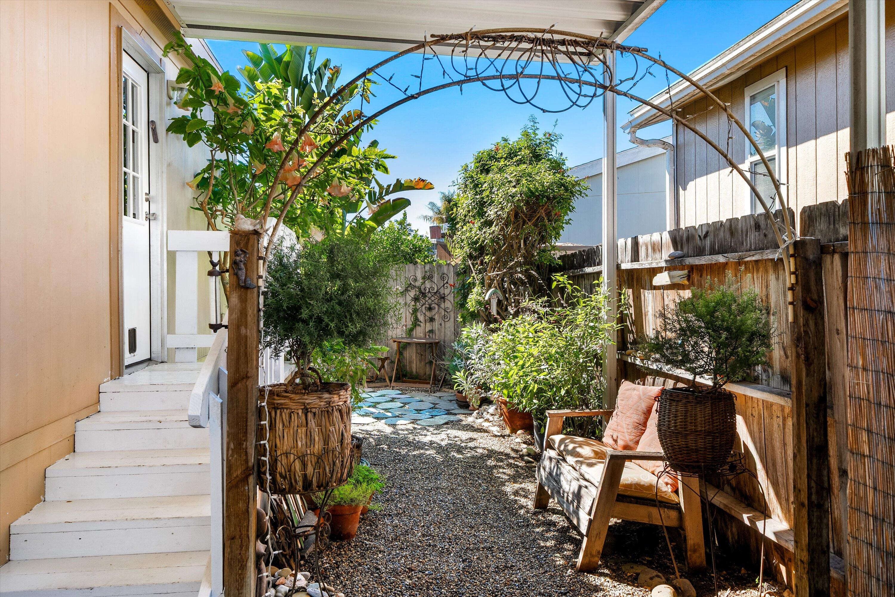 5700 Via Real, Unit 138 Carpinteria, CA 93013 - Photo 13 of 22 Garden