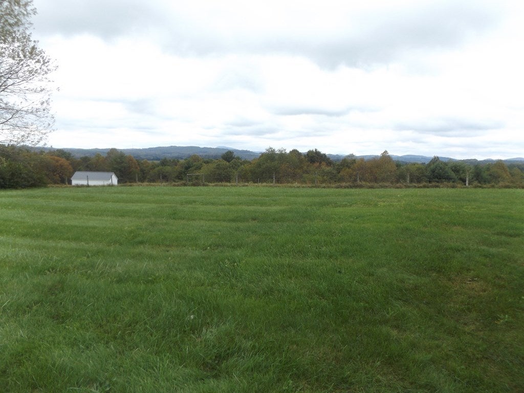994 Kinzer Road Hillsville, VA 24343 - Photo 46 of 48 Gallery Image 46