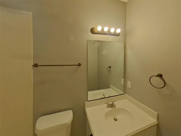 $3,949 | 2107 Parkvista Court, Wylie, TX 75098