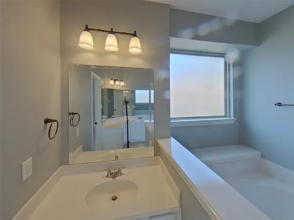 $3,949 | 2107 Parkvista Court, Wylie, TX 75098