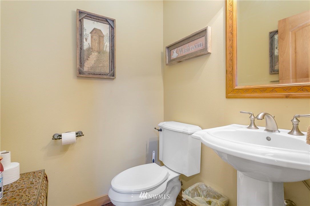 3590 Brown Road Ferndale, WA 98248 - Photo 14 of 38