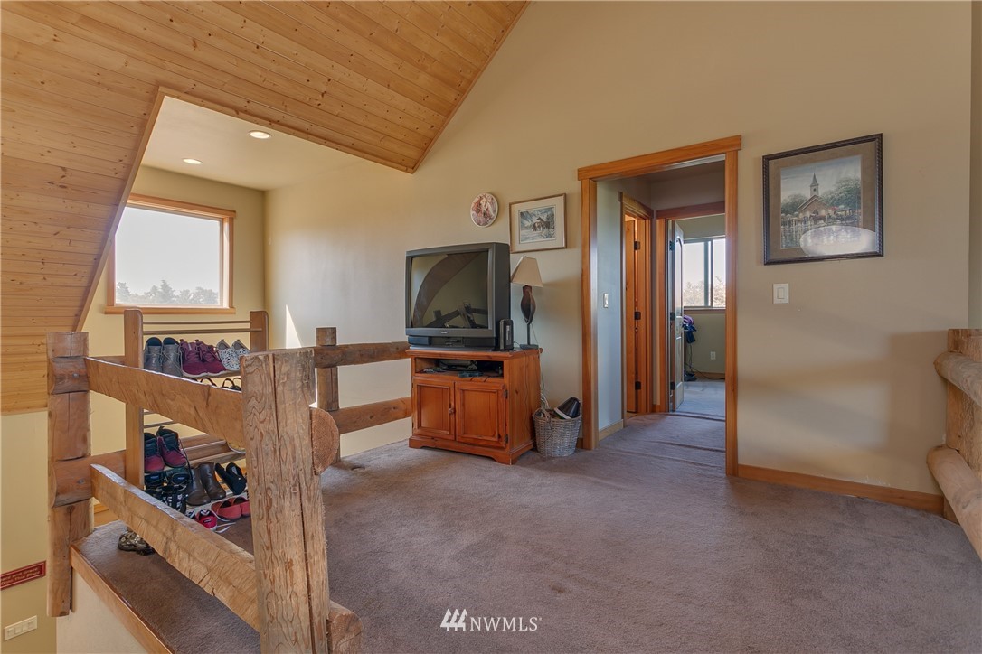 3590 Brown Road Ferndale, WA 98248 - Photo 19 of 38
