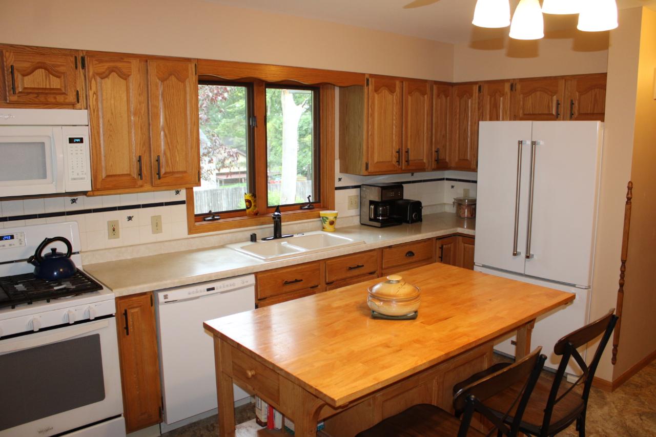 321 Hillandale Avenue Rhinelander, WI 54501 - Photo 4 of 40 Gallery Image 4