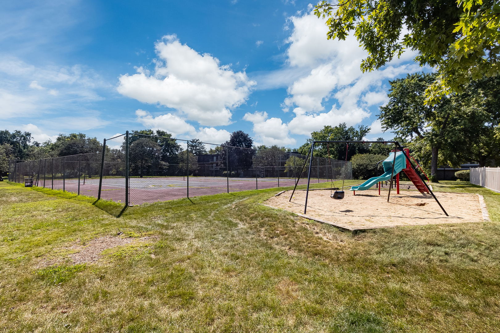 148 East Bailey Road, Unit L Naperville, IL 60565 - Photo 17 of 20 Gallery Image 17