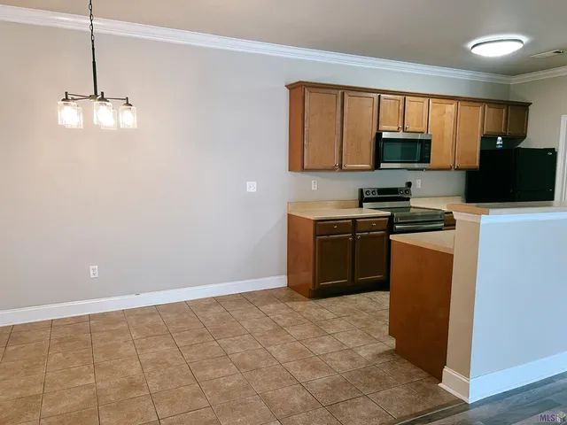 $174,900 | 900 Dean Lee Drive, Unit 704, Baton Rouge, LA 70820