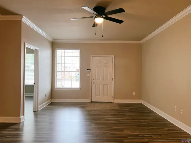 $174,900 | 900 Dean Lee Drive, Unit 704, Baton Rouge, LA 70820