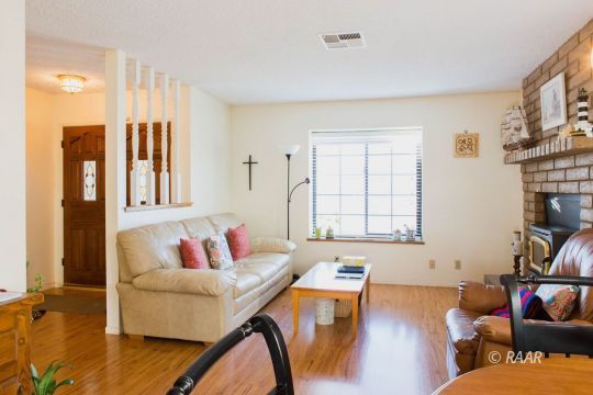 1104 West Lucille Court Ridgecrest, CA 93555 - Photo 6 of 33 Gallery Image 6