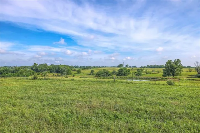 $315,000 | Tbd East 355th Street, Garden City, MO 64747