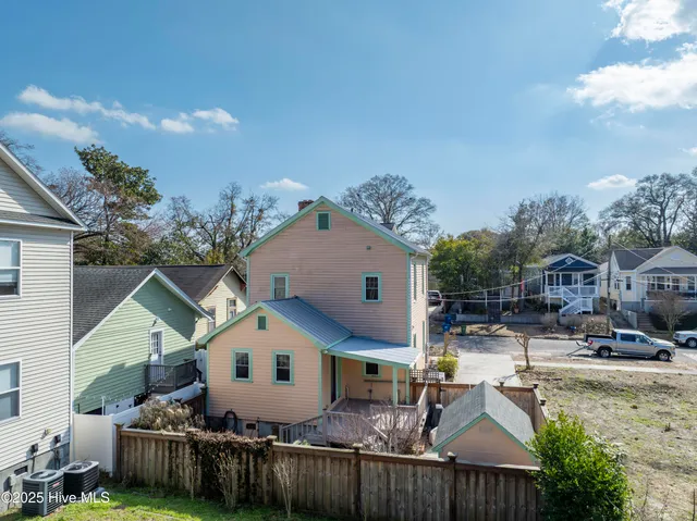 $429,000 | 215 Queen Street, Wilmington, NC 28401