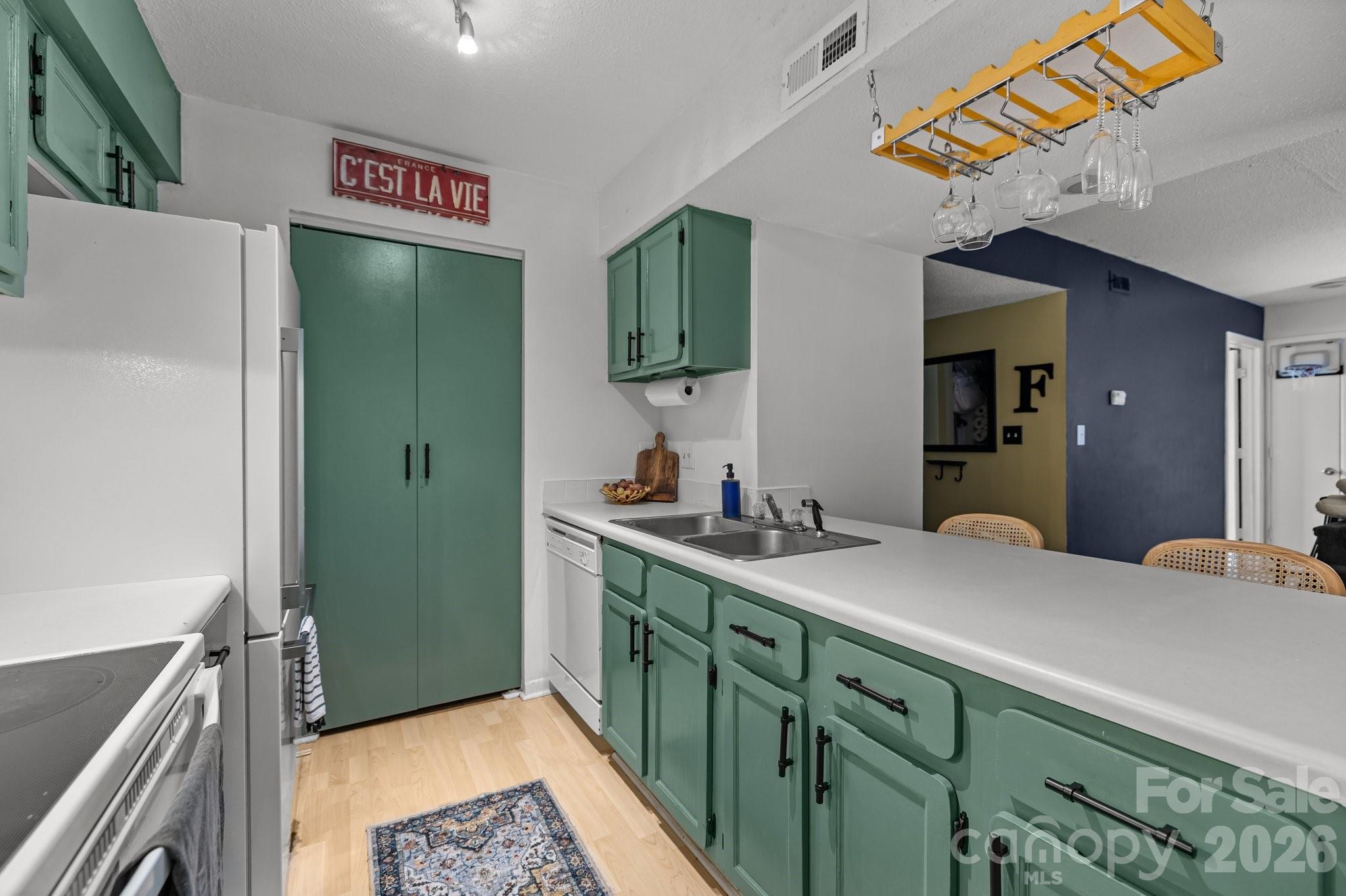 11069 Cedar View Road Charlotte, NC 28226 - Photo 5 of 42