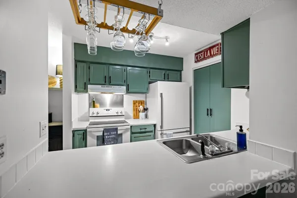$190,000 | 11069 Cedar View Road, Charlotte, NC 28226