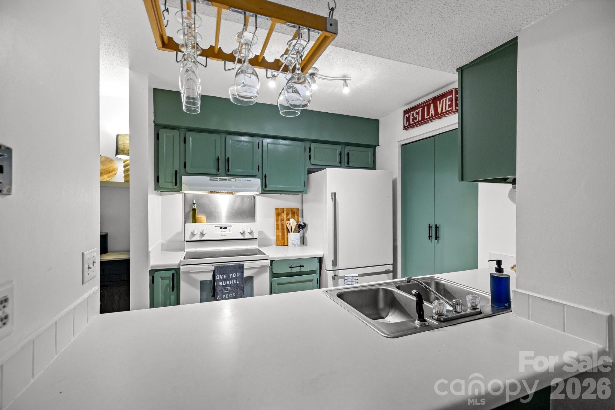 11069 Cedar View Road Charlotte, NC 28226 - Photo 6 of 42