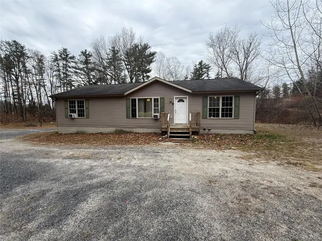 $3,000 | 14 Shannon Lane, Pine Bush, NY 12566