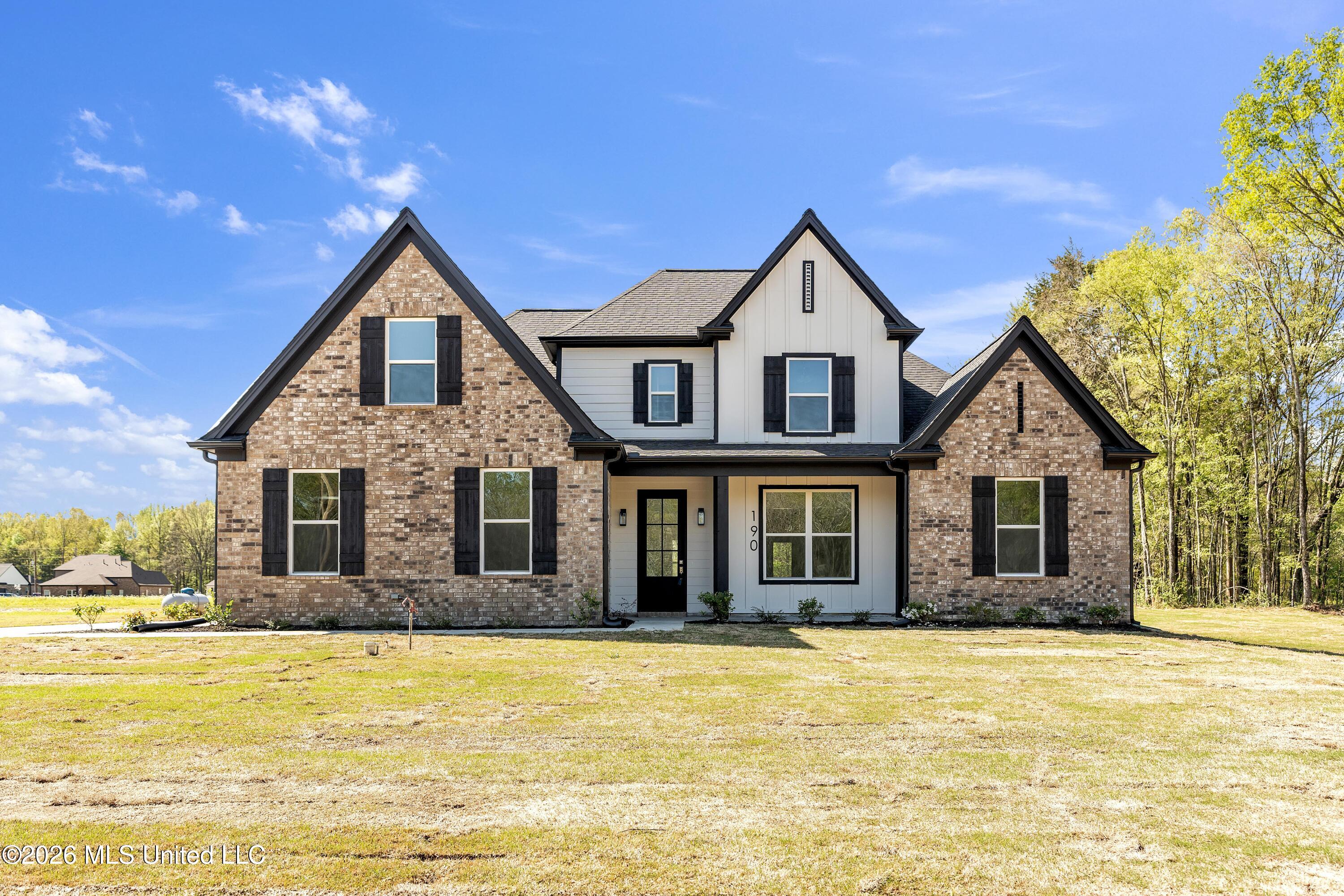 347 Centerline Roper Loop Byhalia, MS 38611 - Photo 1 of 25 A1_01154