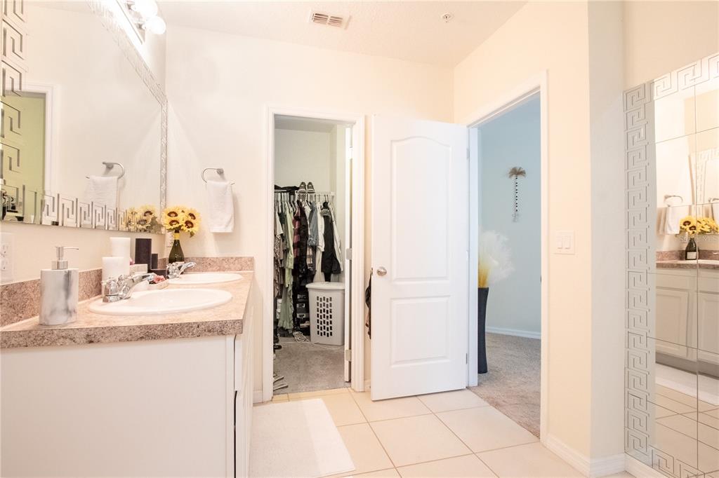 3649 Seneca Club Loop, Unit 3103 Orlando, FL 32808 - Photo 18 of 23