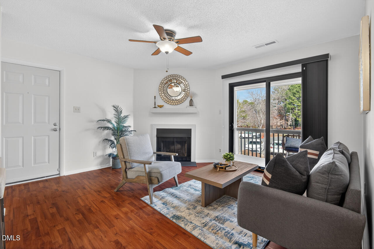 3700 Chimney Ridge Place, Unit 201 Durham, NC 27713 - Photo 2 of 32 06
