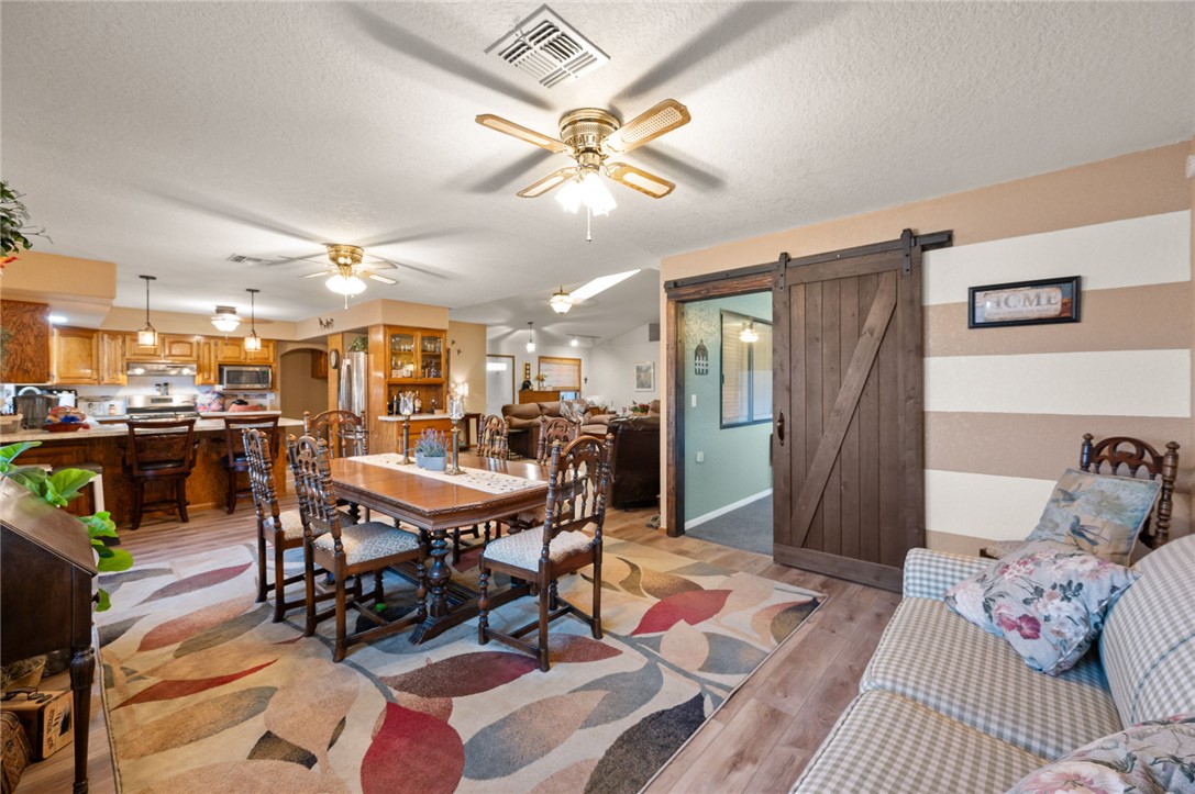 823 Warren Road Bullhead City, AZ 86429 - Photo 26 of 71 Dining Area