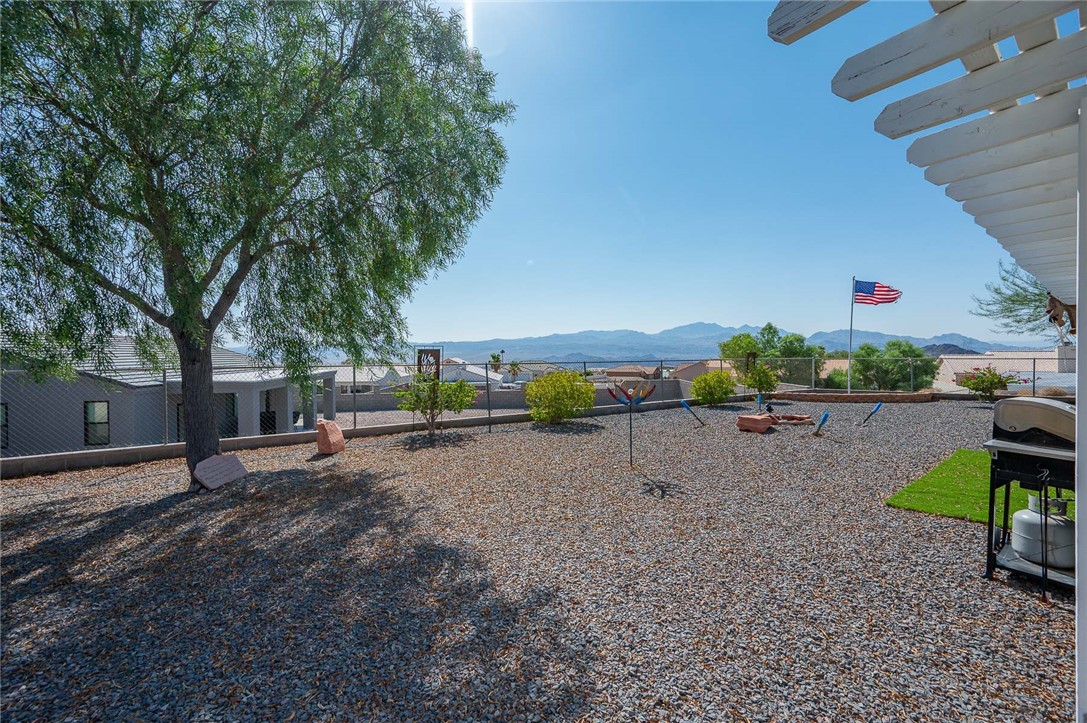 823 Warren Road Bullhead City, AZ 86429 - Photo 63 of 71 Yard