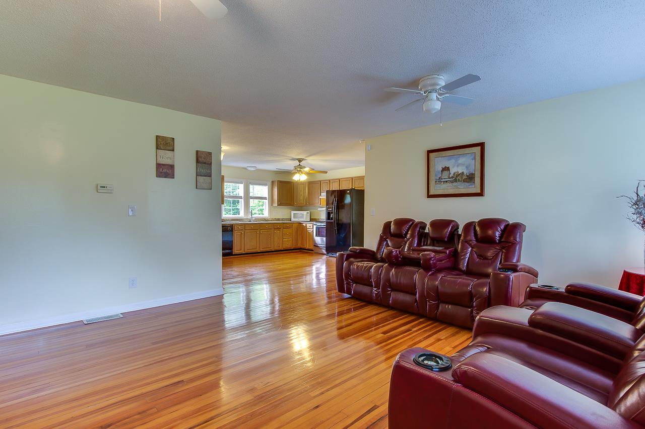 277 Mt Lebanon Road Pauline, SC 29374 - Photo 7 of 25 Gallery Image 7