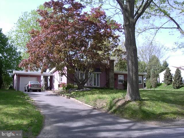 1804 Ridgeview Avenue Lancaster, PA 17603 - Photo 2 of 7 Gallery Image 2