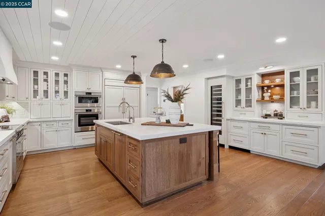 $4,195,000 | 104 Van Ripper Lane, Orinda, CA 94563