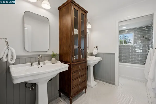 $4,195,000 | 104 Van Ripper Lane, Orinda, CA 94563