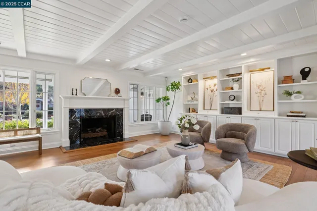 $4,195,000 | 104 Van Ripper Lane, Orinda, CA 94563