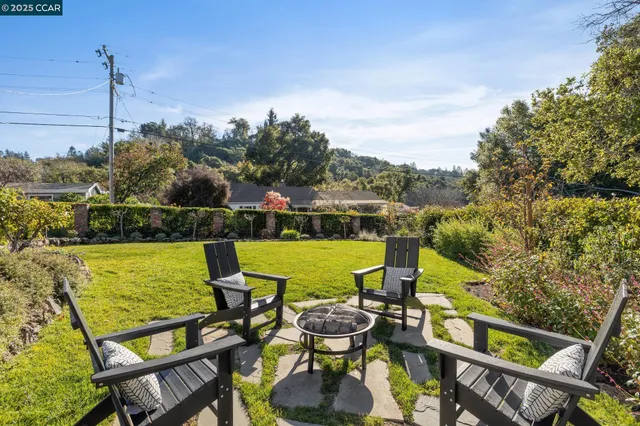 $4,195,000 | 104 Van Ripper Lane, Orinda, CA 94563