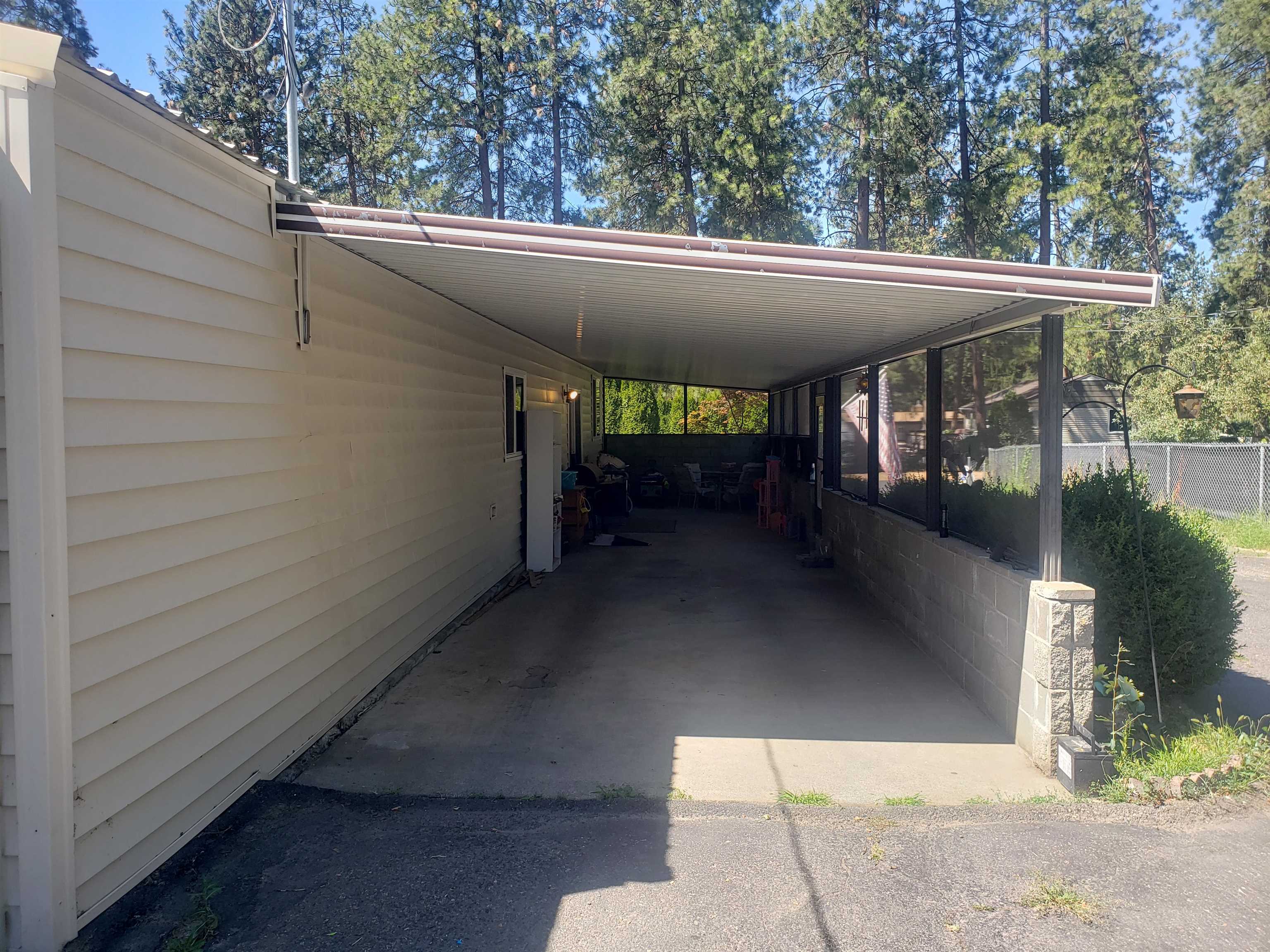 1007 South Walnut Road Spokane, WA 99206 - Photo 6 of 17