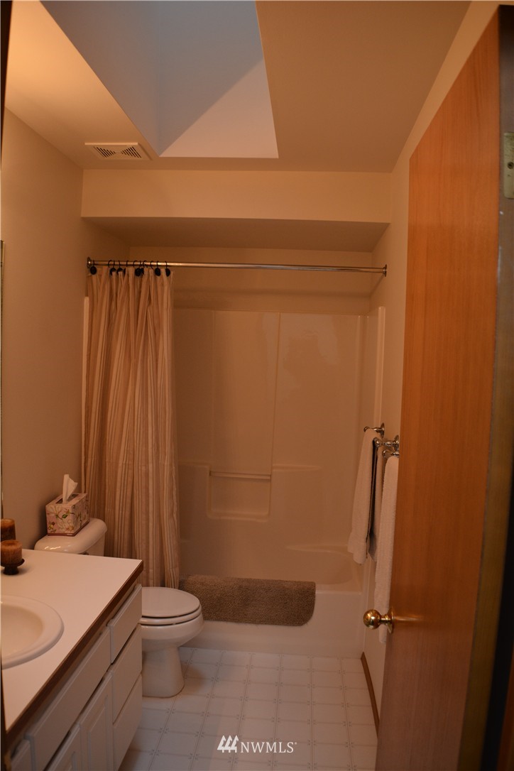 381 Guy Kelly Road Port Angeles, WA 98362 - Photo 13 of 20