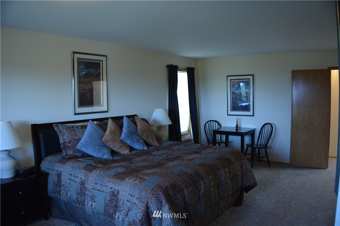 381 Guy Kelly Road Port Angeles, WA 98362 - Photo 14 of 20