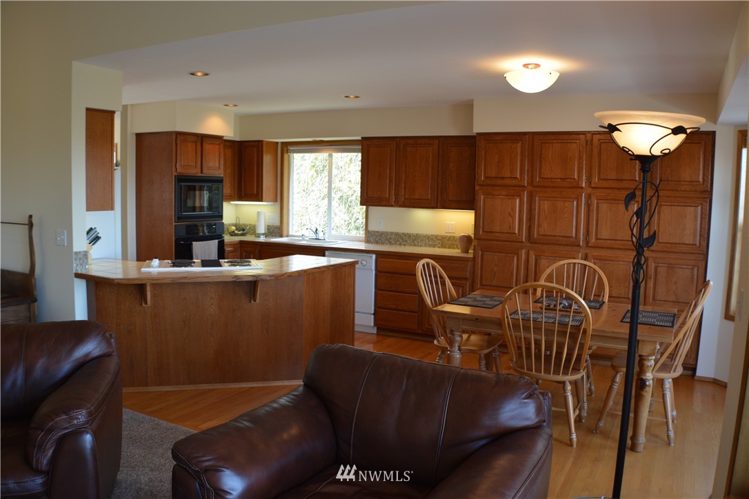 381 Guy Kelly Road Port Angeles, WA 98362 - Photo 7 of 20