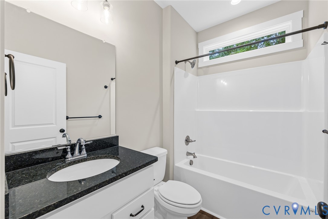 67 Petersville Road New Canton, VA 23123 - Photo 18 of 34 Hall Bath