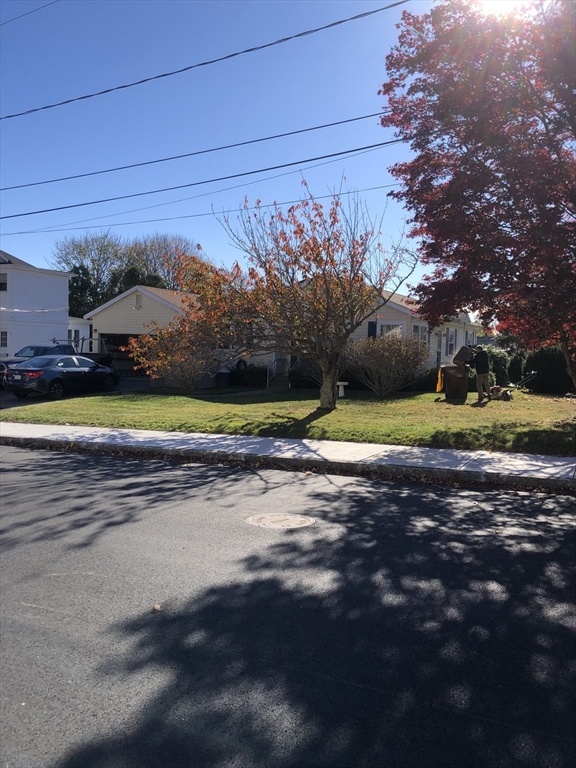 1308 County Street Fall River, MA 02723 - Photo 3 of 5 Gallery Image 3