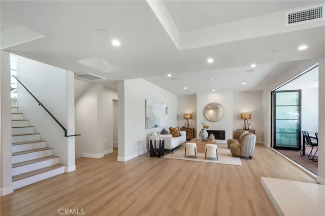 $3,995,000 | 501 Elena Lane, Unit B, San Clemente, CA 92672