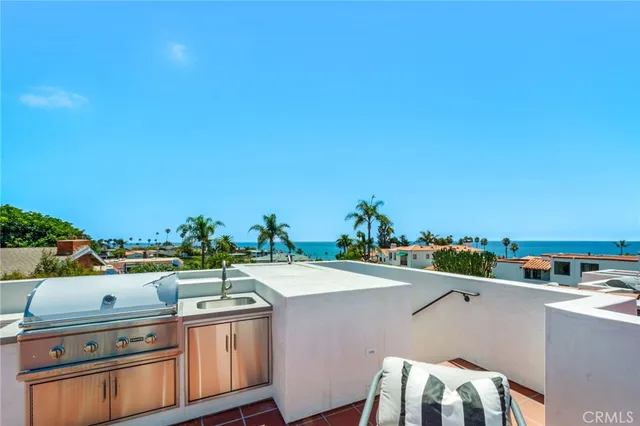 $3,995,000 | 501 Elena Lane, Unit B, San Clemente, CA 92672