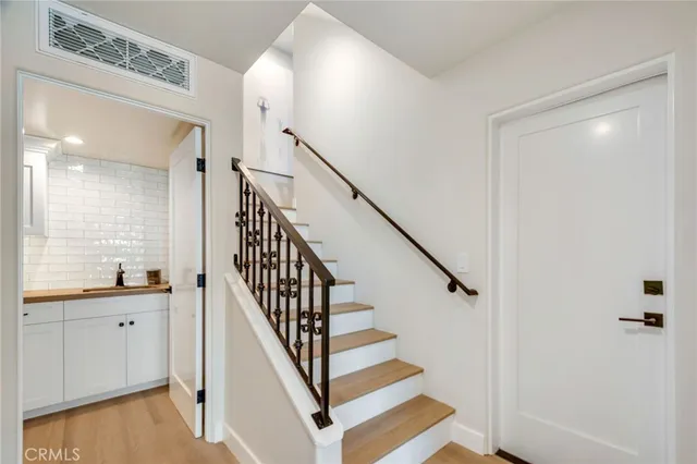 $3,995,000 | 501 Elena Lane, Unit B, San Clemente, CA 92672