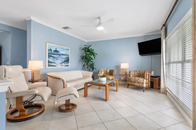 $1,350,000 | 110 Glenbrook Court, Atlantis, FL 33462