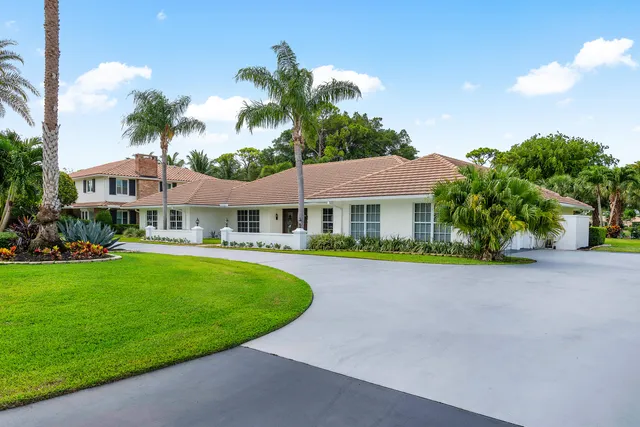 $1,350,000 | 110 Glenbrook Court, Atlantis, FL 33462
