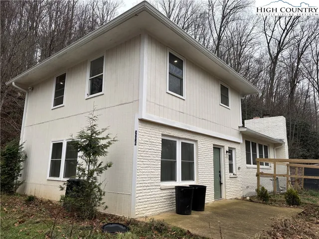 $415,000 | 206 Bryant Combs Road, Sugar Grove, NC 28679