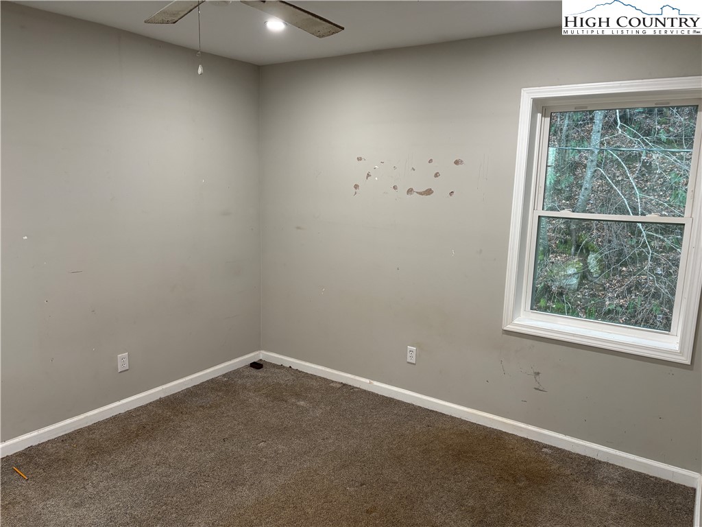 206 Bryant Combs Road Sugar Grove, NC 28679 - Photo 16 of 34