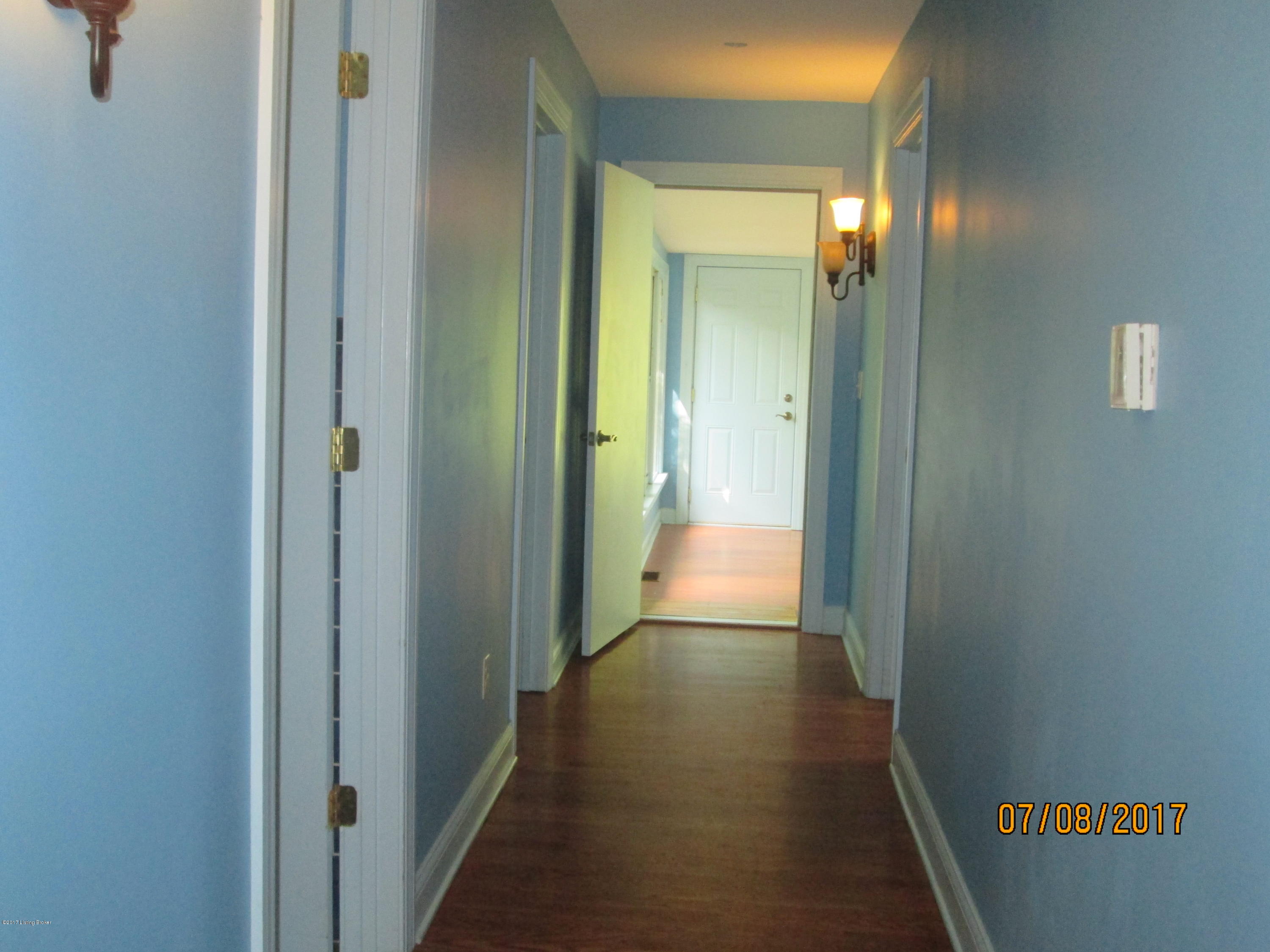 3649 Zoneton Road Shepherdsville, KY 40165 - Photo 15 of 28 Hall