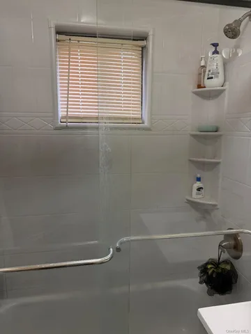 $1,800 | 3 Charles Lane, Unit 1E, Pomona, NY 10970