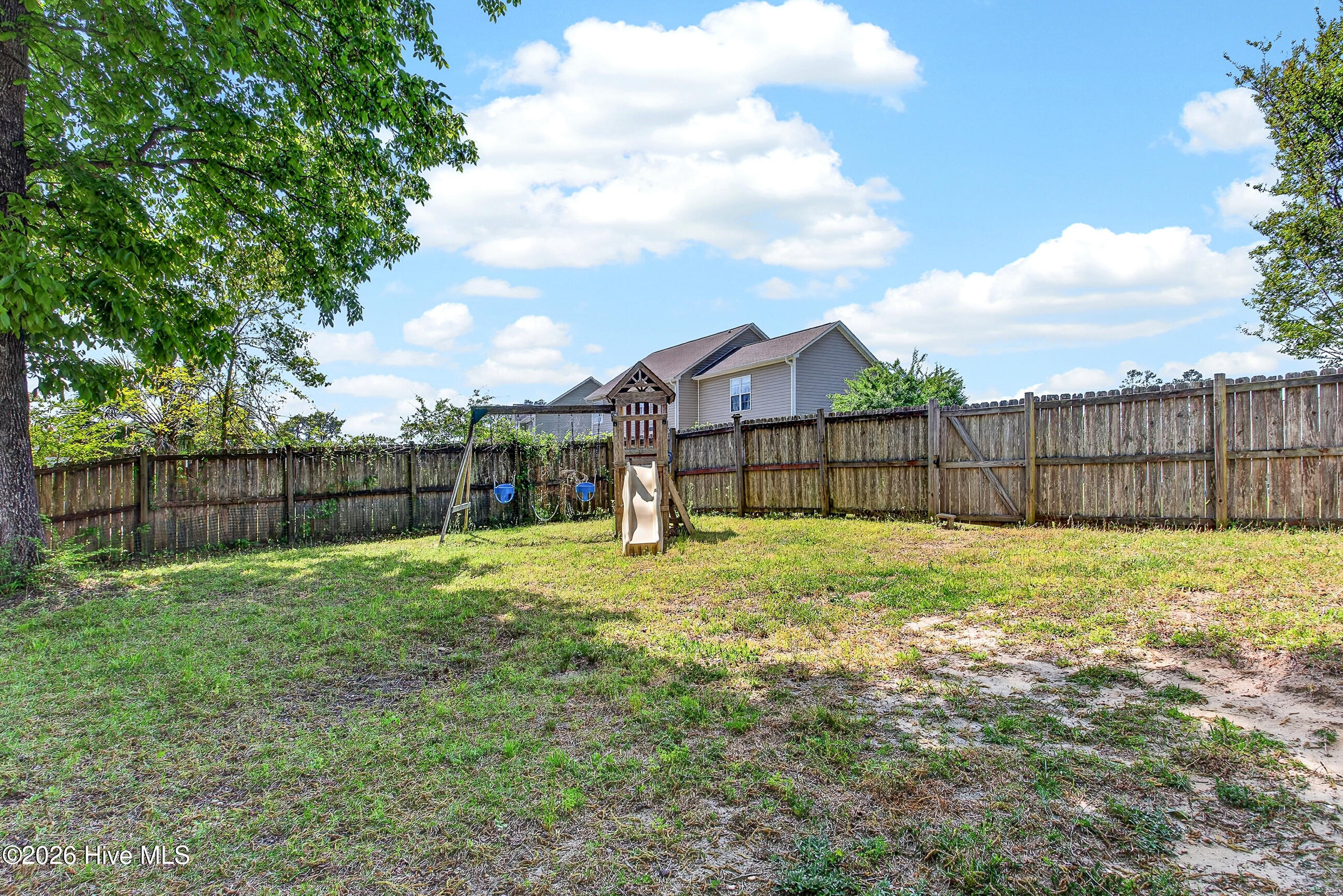 808 Little Roxy Court Jacksonville, NC 28540 - Photo 24 of 29 01-22