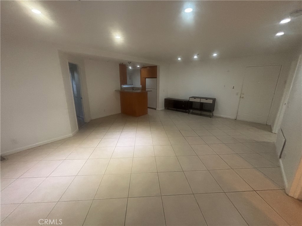 2700 Lawrence Crossley Road, Unit 84 Palm Springs, CA 92264 - Photo 5 of 27