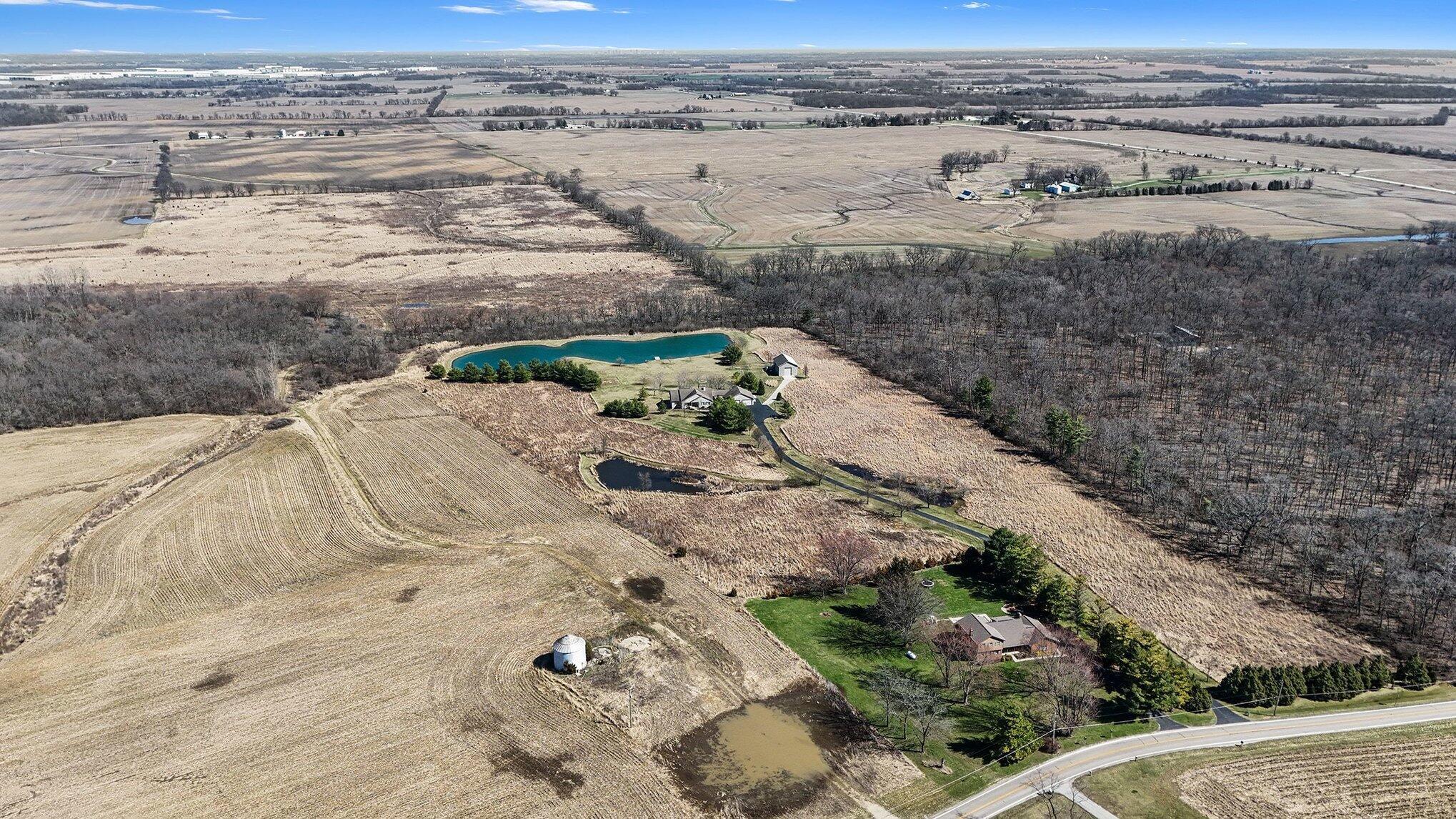1855 Spring Valley Road London, OH 43140 - Photo 46 of 54 Drone View