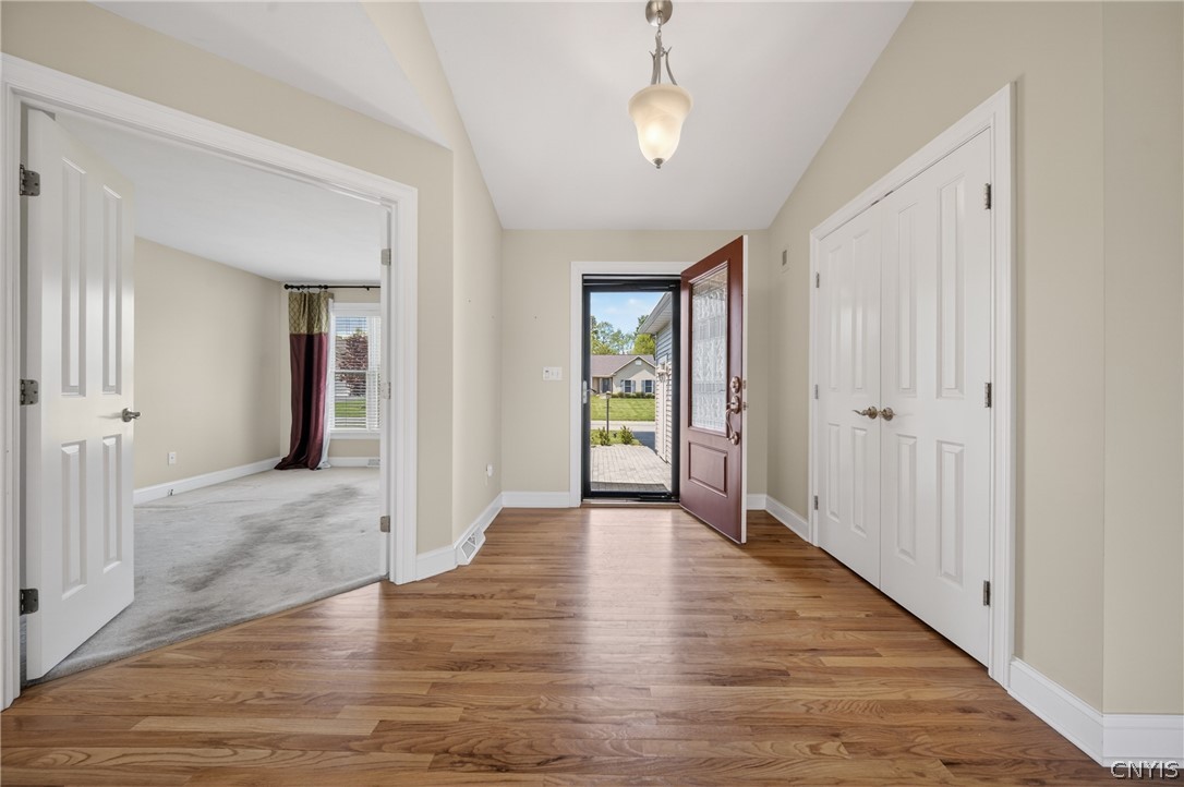2070 Whisper Ridge Drive Chittenango, NY 13037 - Photo 4 of 35
