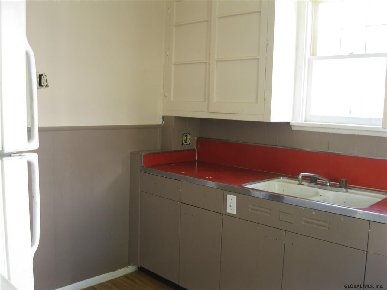 58 Whitehall Road Albany, NY 12209 - Photo 6 of 17 Photo 6