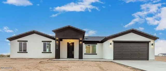 $424,500 | 5708 North 381st Drive, Tonopah, AZ 85354